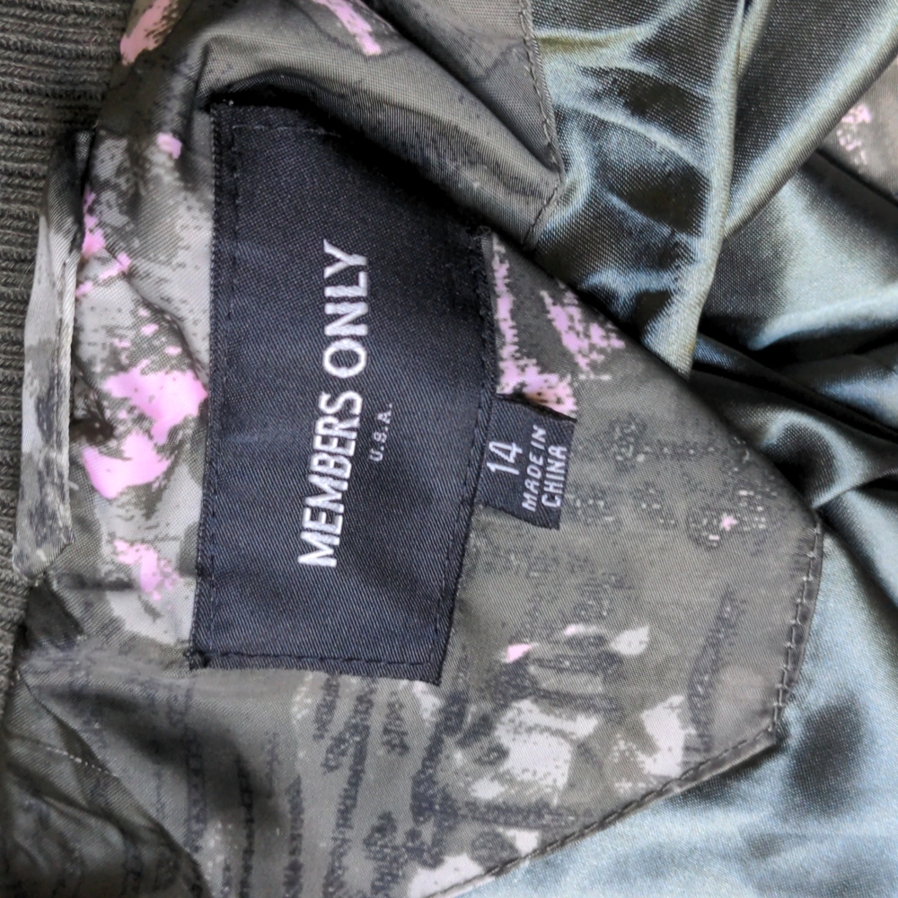 Members Only Jacket - Picture 5 of 9